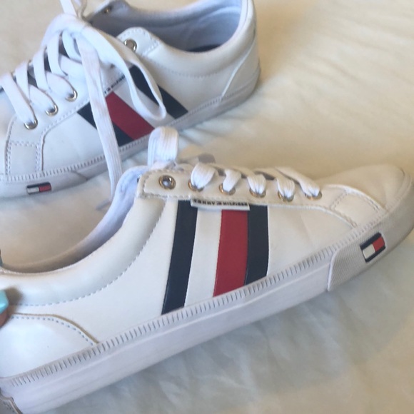 Tommy Hilfiger Shoes - Tommy Hilfiger logo sneakers